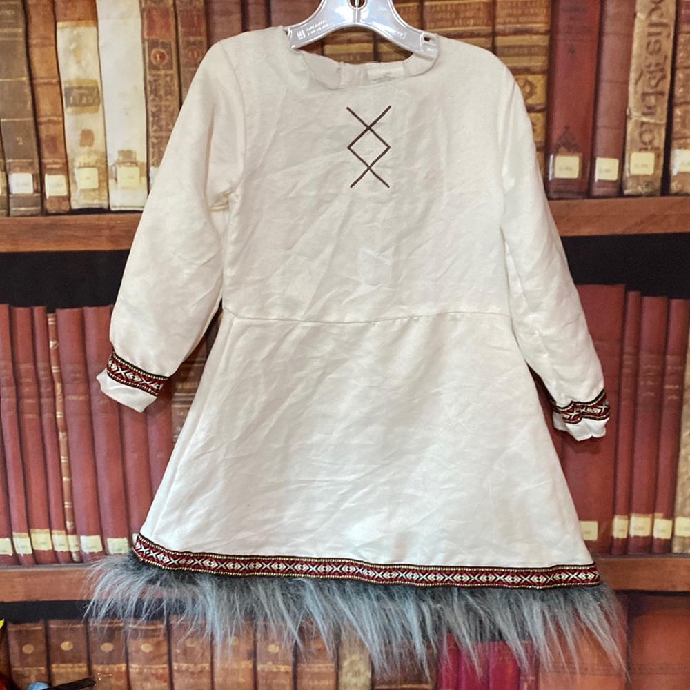 Girls 3T 4T White Faux Fur Trim Medieval Viking Costume Dress
